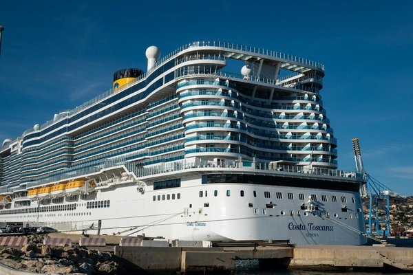 Découvrez les radios VHF marines pour naviguer sereinement